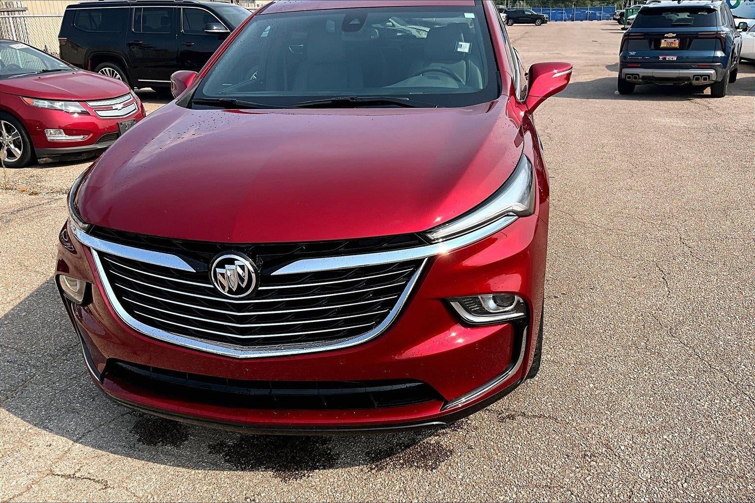 2023 Buick Enclave Essence