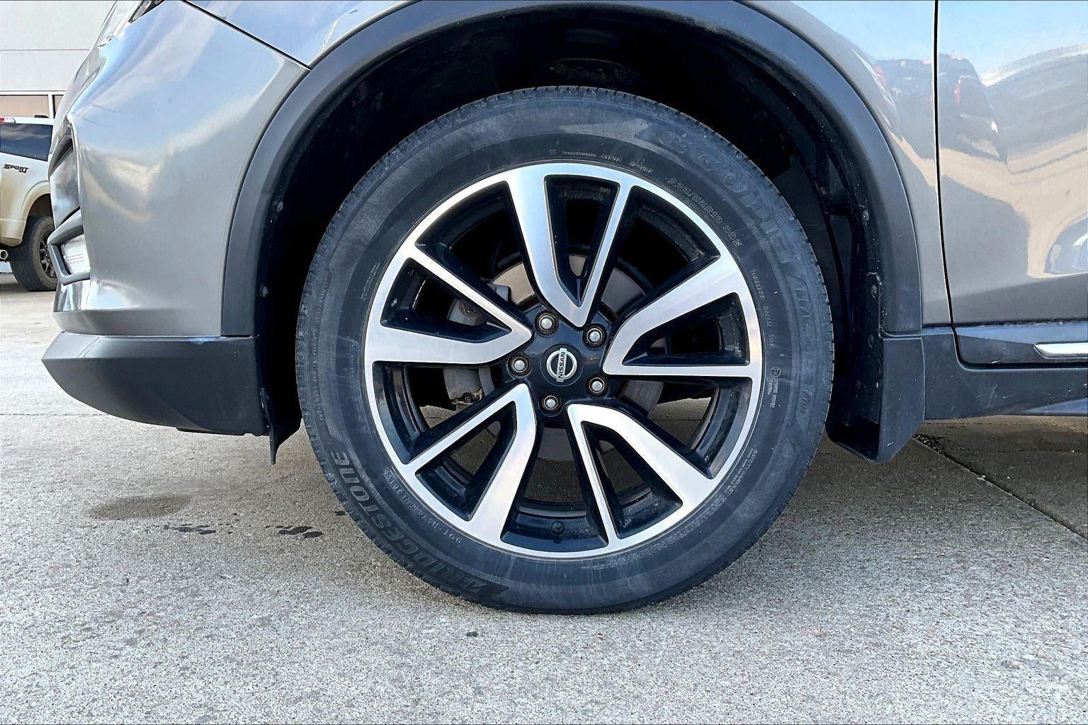 2020 Nissan Rogue SL