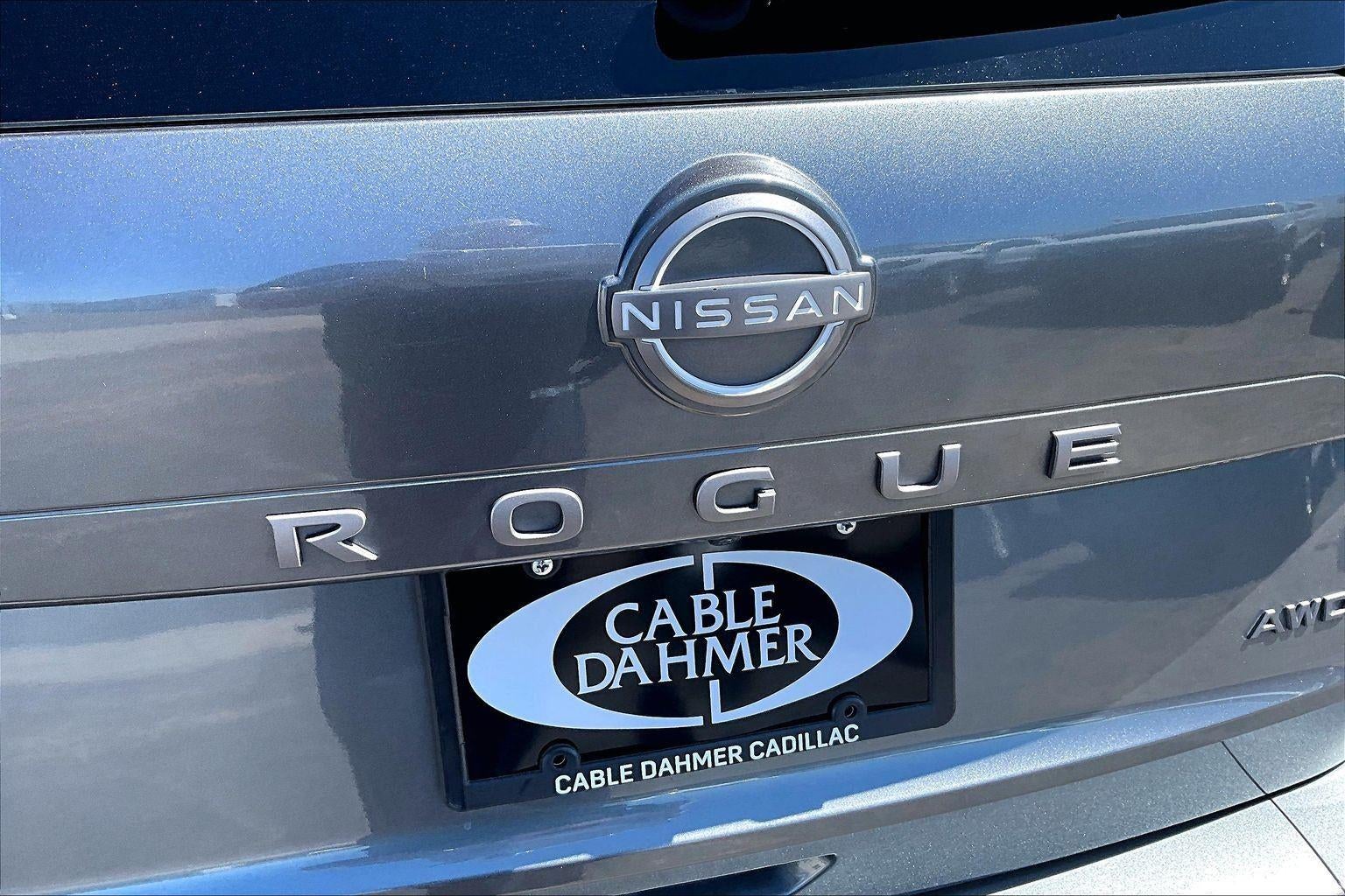 2025 Nissan Rogue SV
