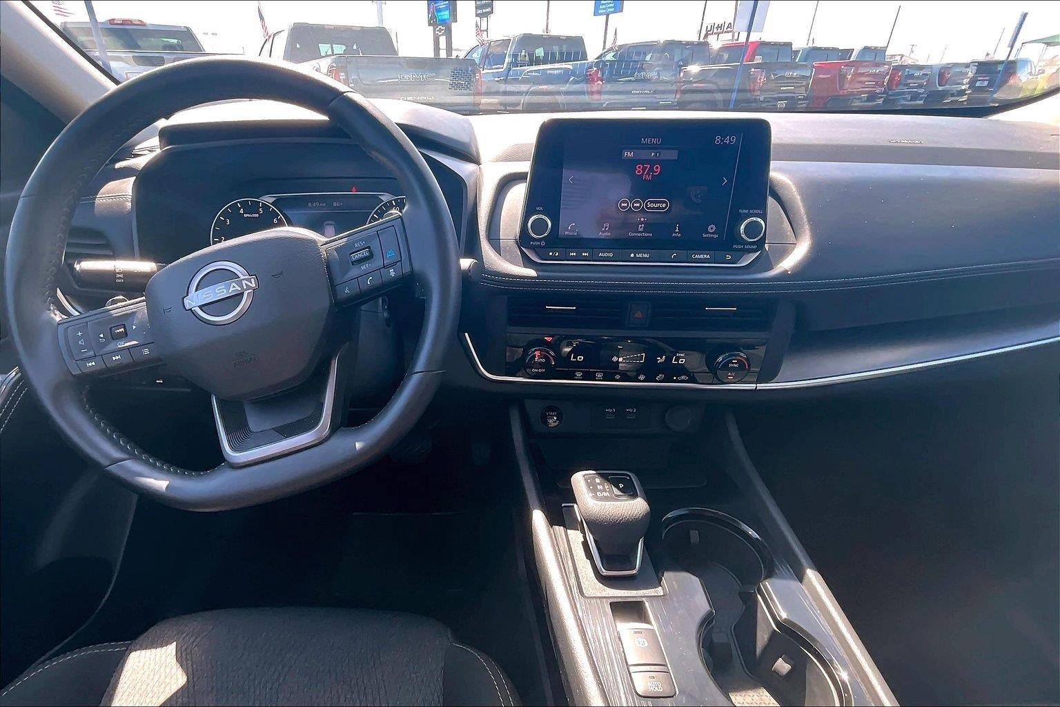 2025 Nissan Rogue SV
