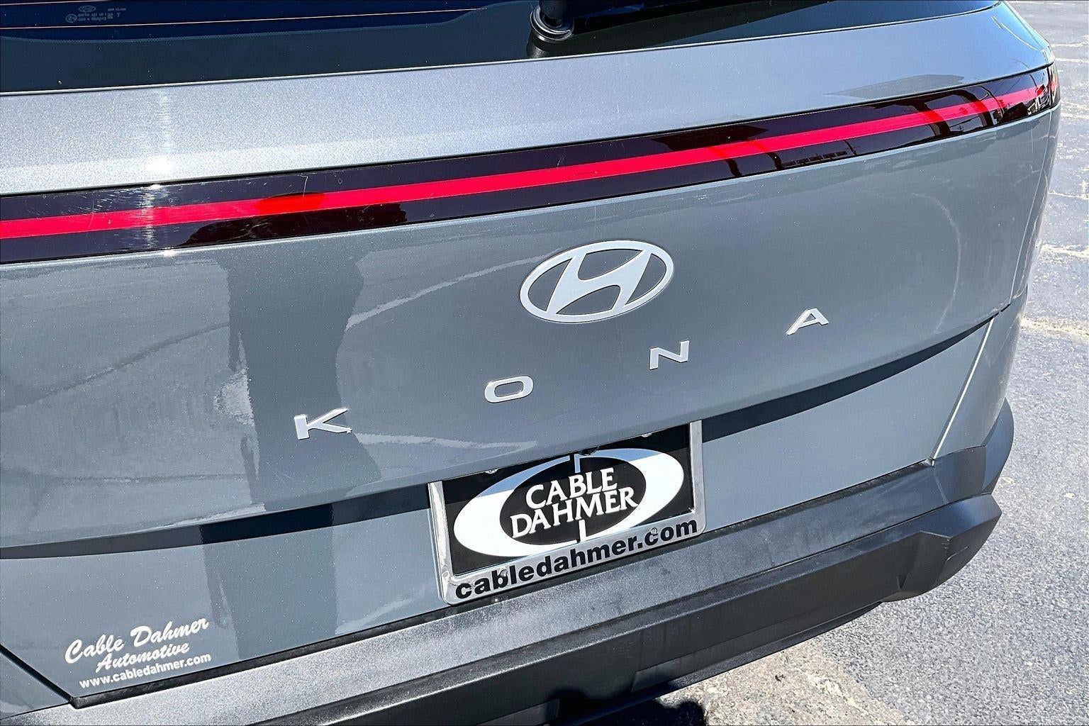 2025 Hyundai Kona SE