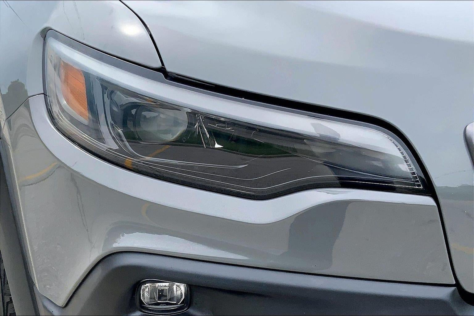 2022 Jeep Cherokee Trailhawk
