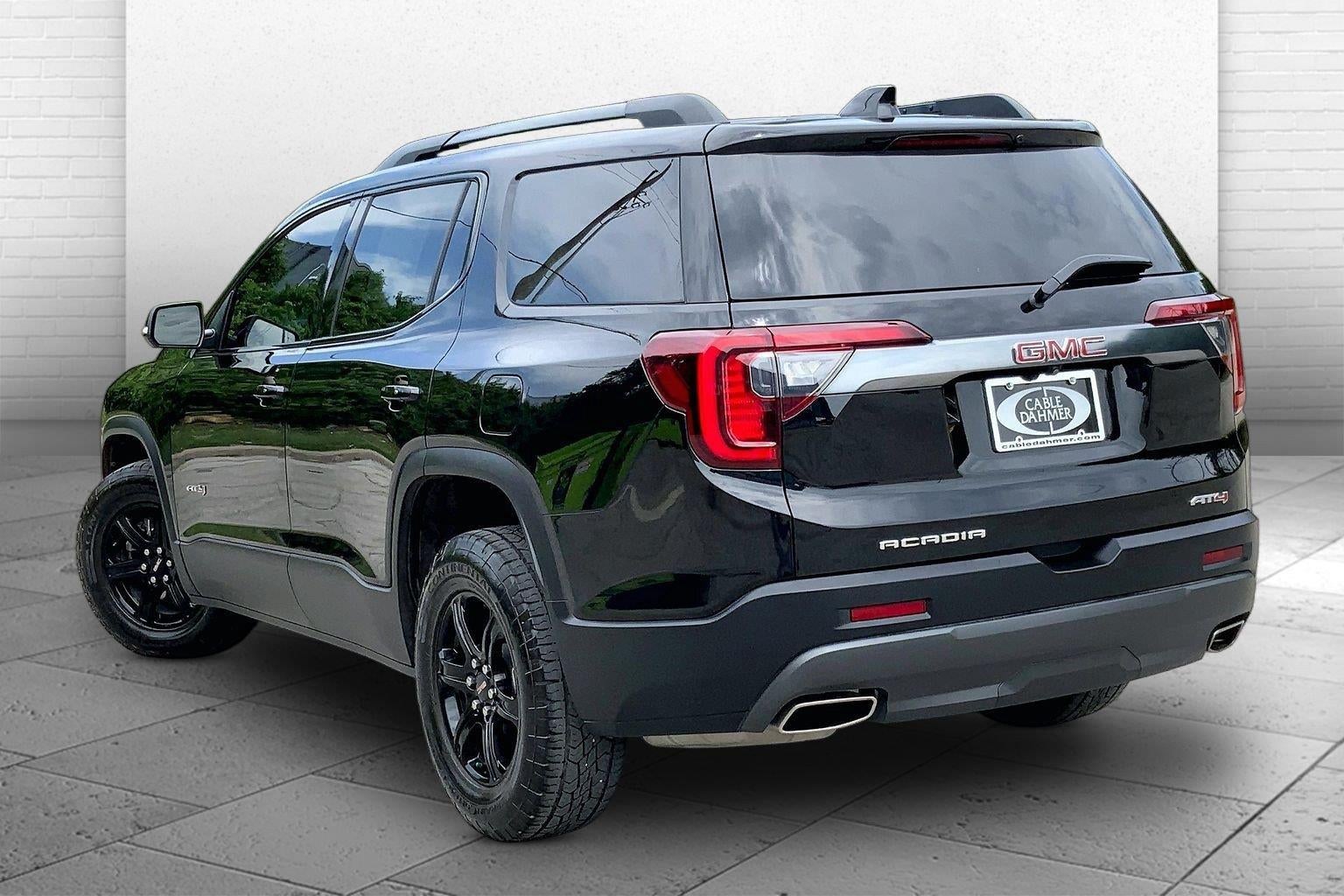 2023 GMC Acadia AT4
