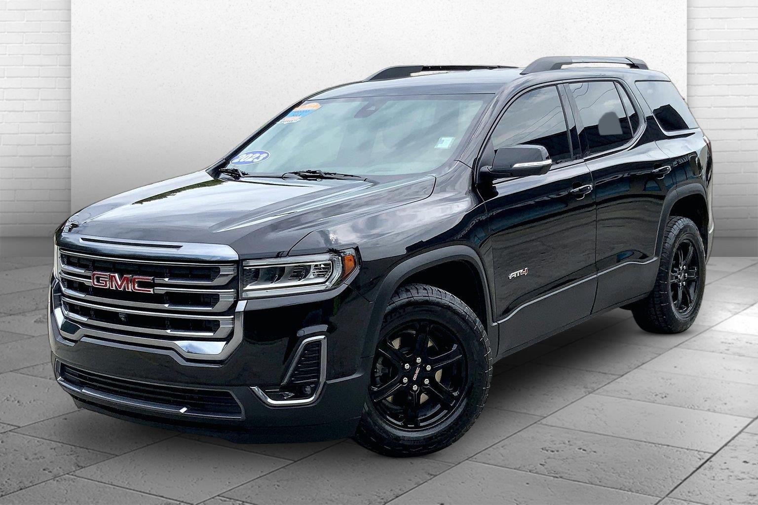 2023 GMC Acadia AT4