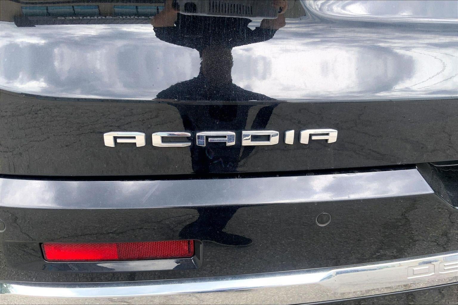 2023 GMC Acadia Denali