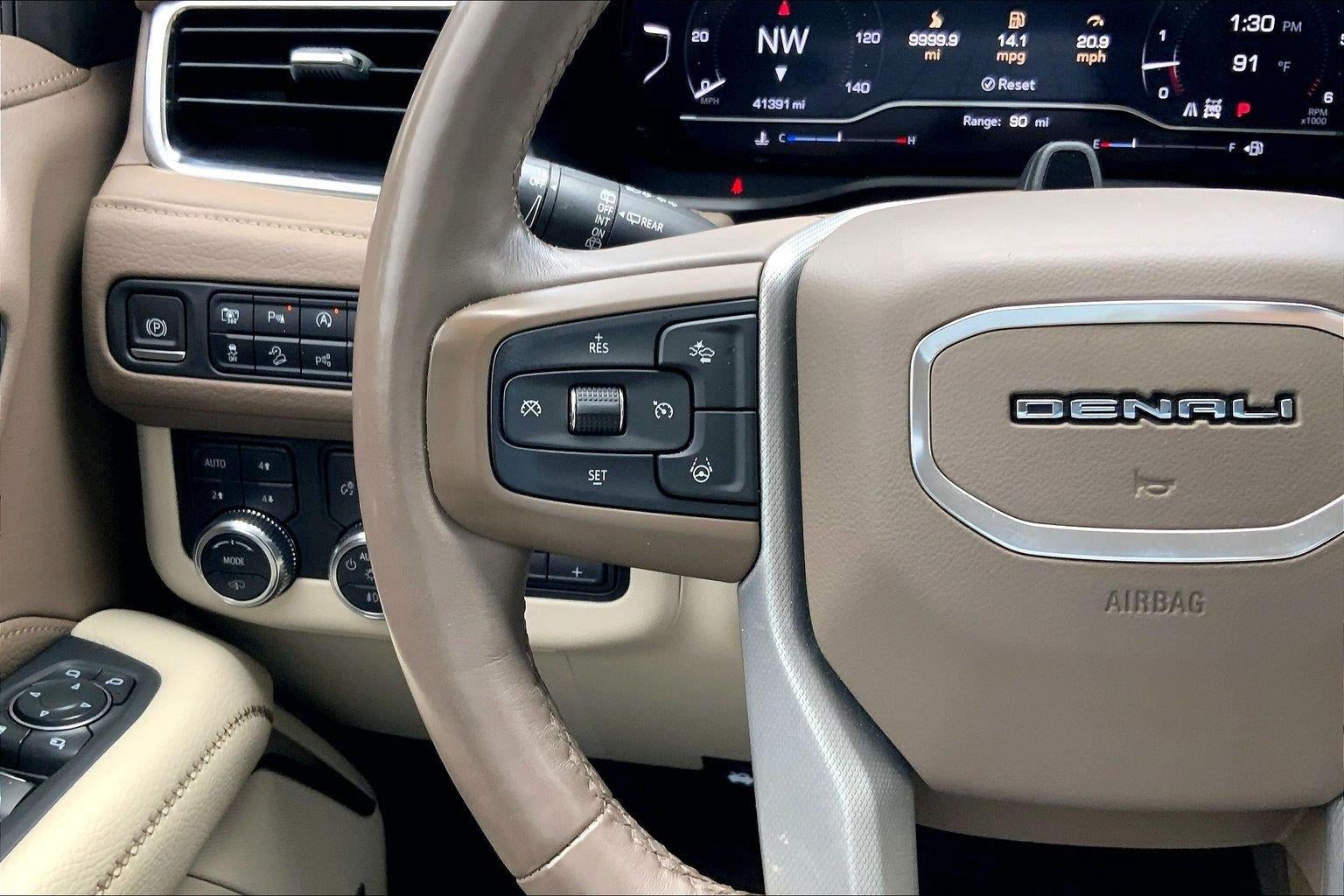 2023 GMC Yukon XL Denali