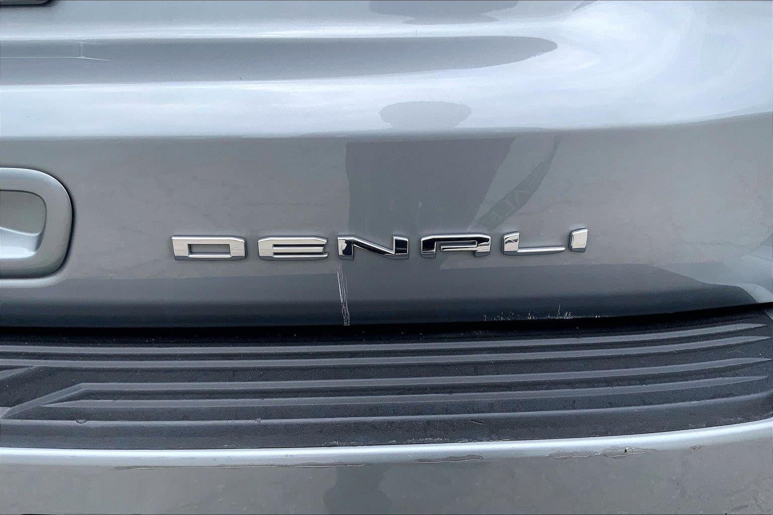 2023 GMC Yukon XL Denali