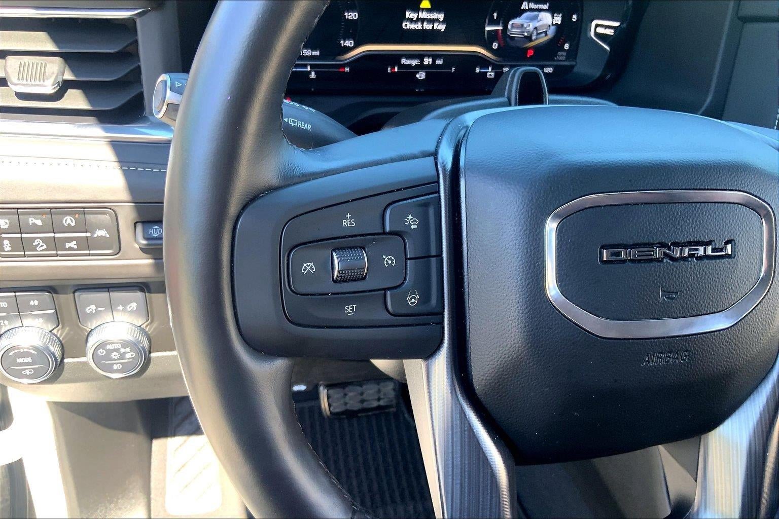 2023 GMC Yukon XL Denali Ultimate