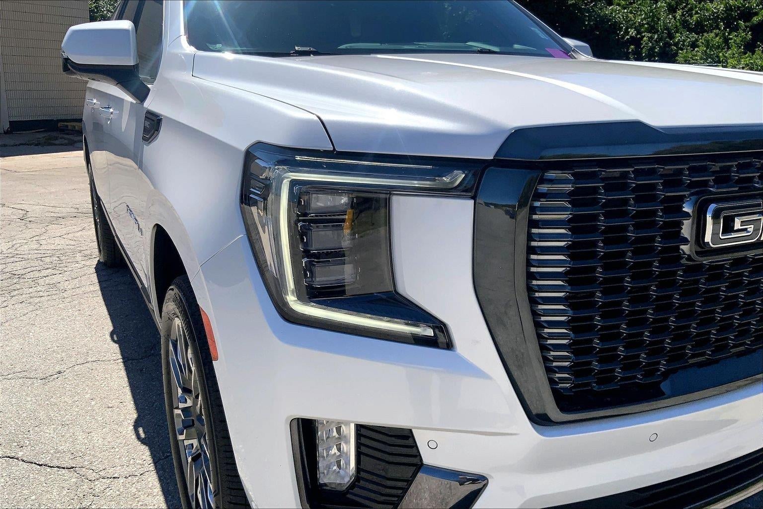 2023 GMC Yukon XL Denali Ultimate