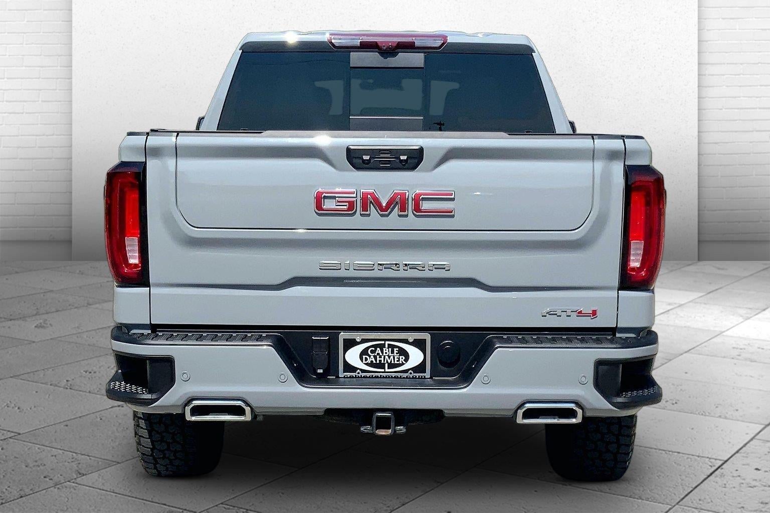 2025 GMC Sierra 1500 AT4
