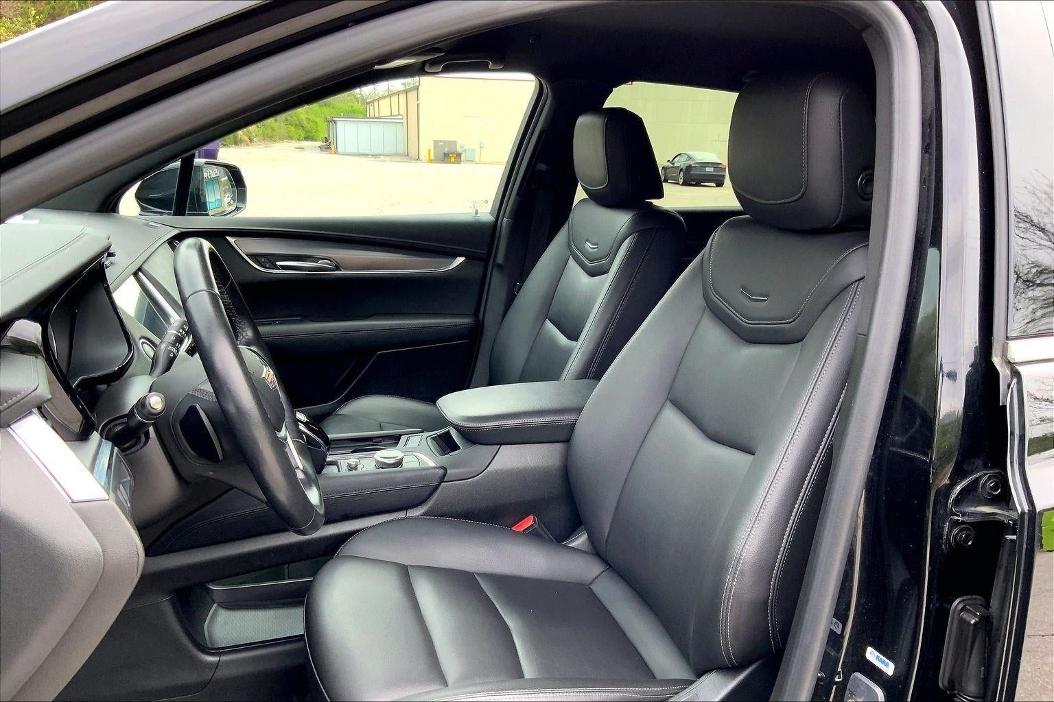 2023 Cadillac XT5 Luxury