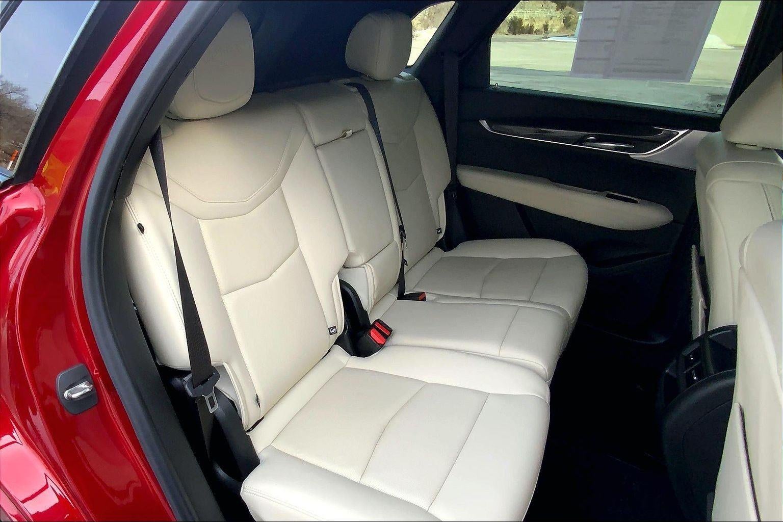 2022 Cadillac XT5 Sport