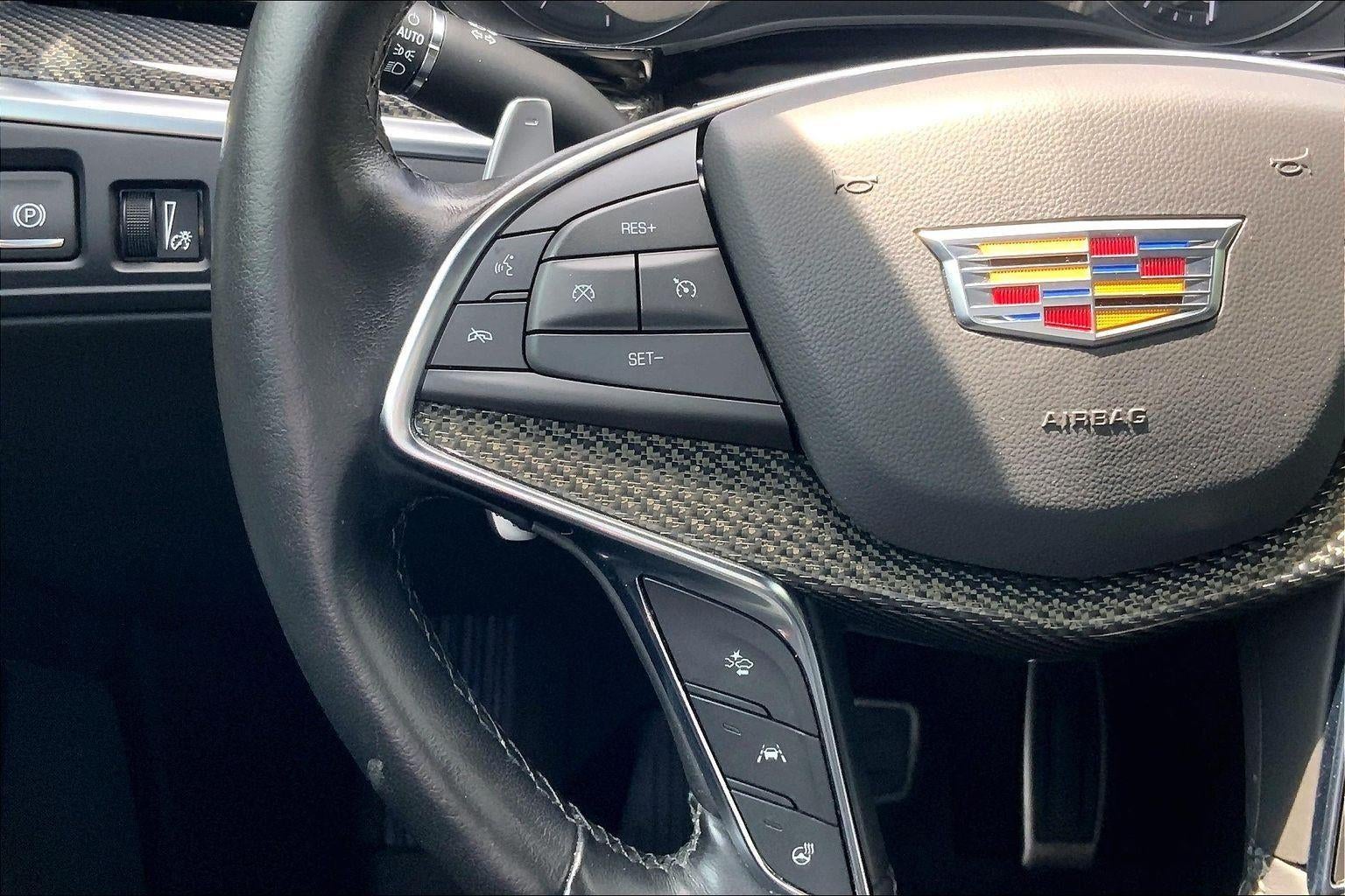 2024 Cadillac XT5 Sport