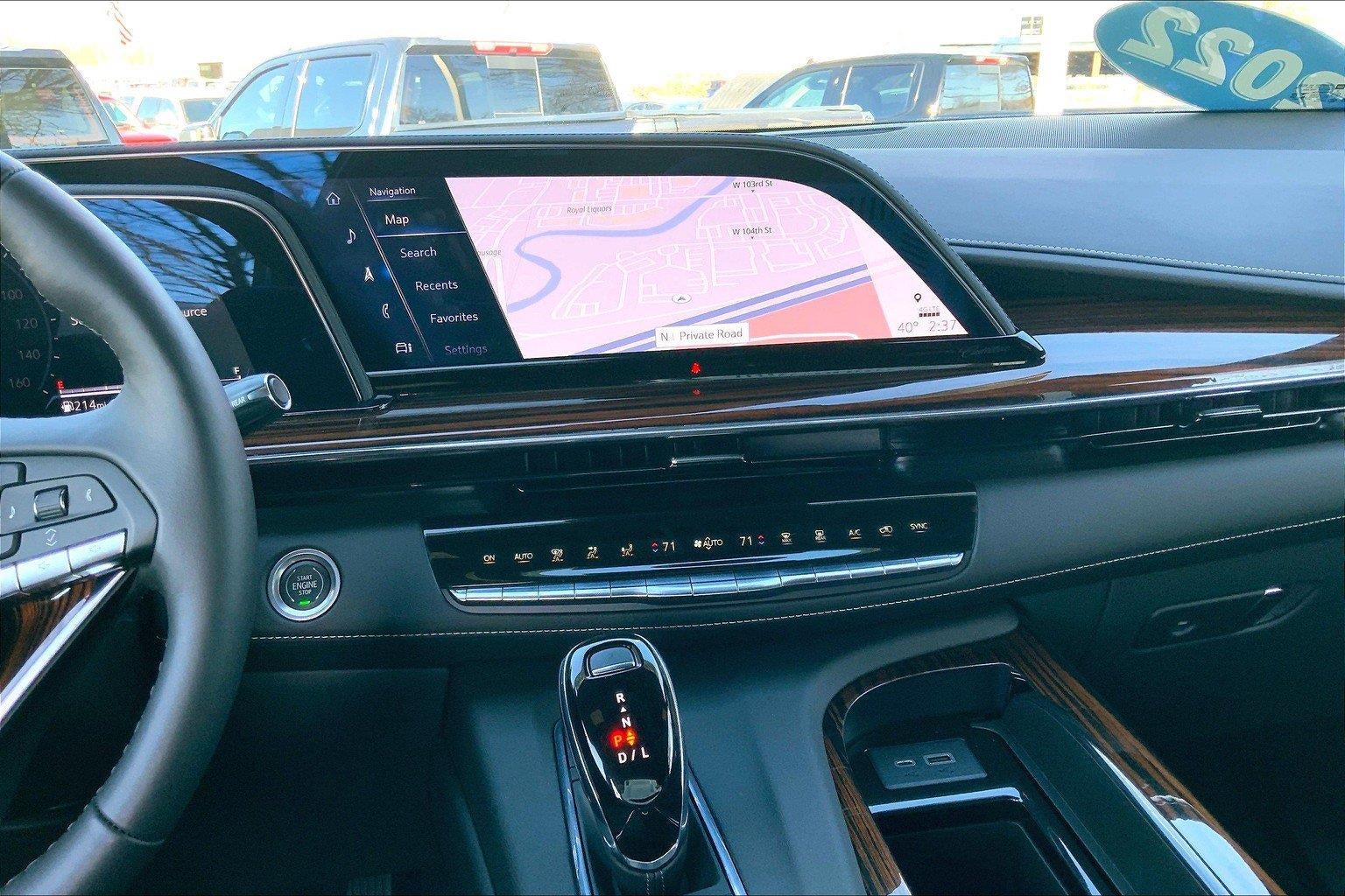 2022 Cadillac Escalade Premium Luxury