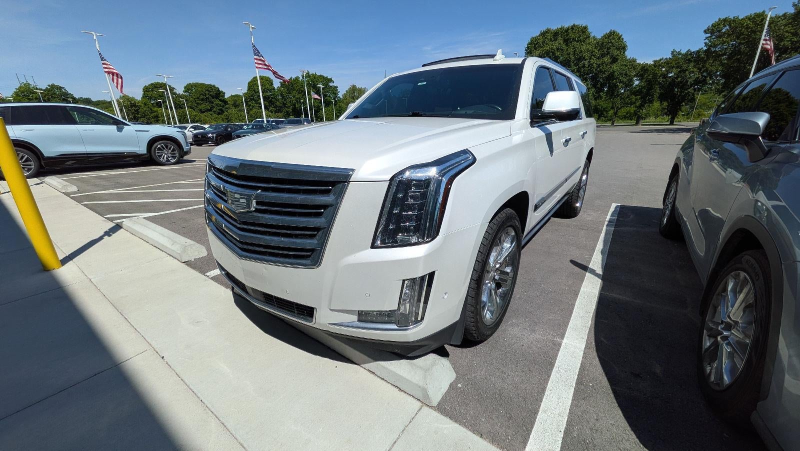 2017 Cadillac Escalade ESV Platinum