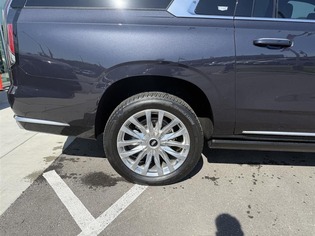 2023 Cadillac Escalade ESV Premium Luxury
