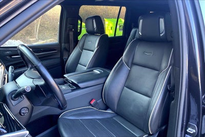 2023 Cadillac Escalade ESV Sport