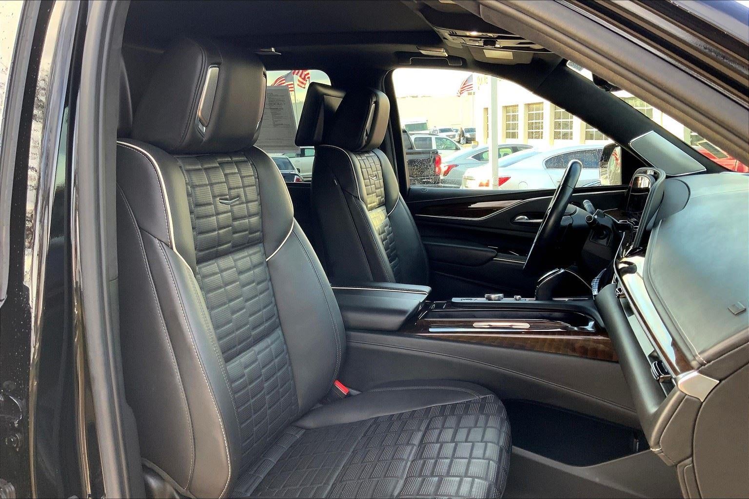 2021 Cadillac Escalade ESV Sport Platinum