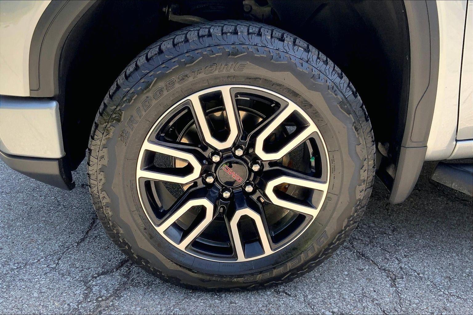 2025 GMC Sierra 1500 AT4