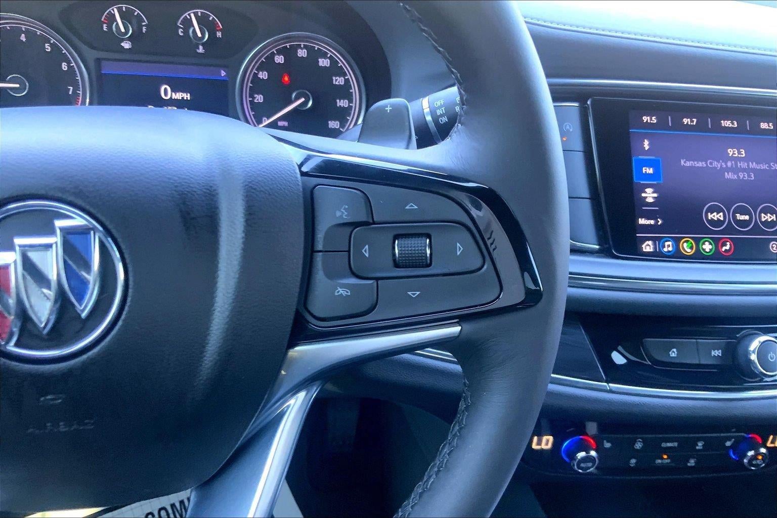 2022 Buick Enclave Essence