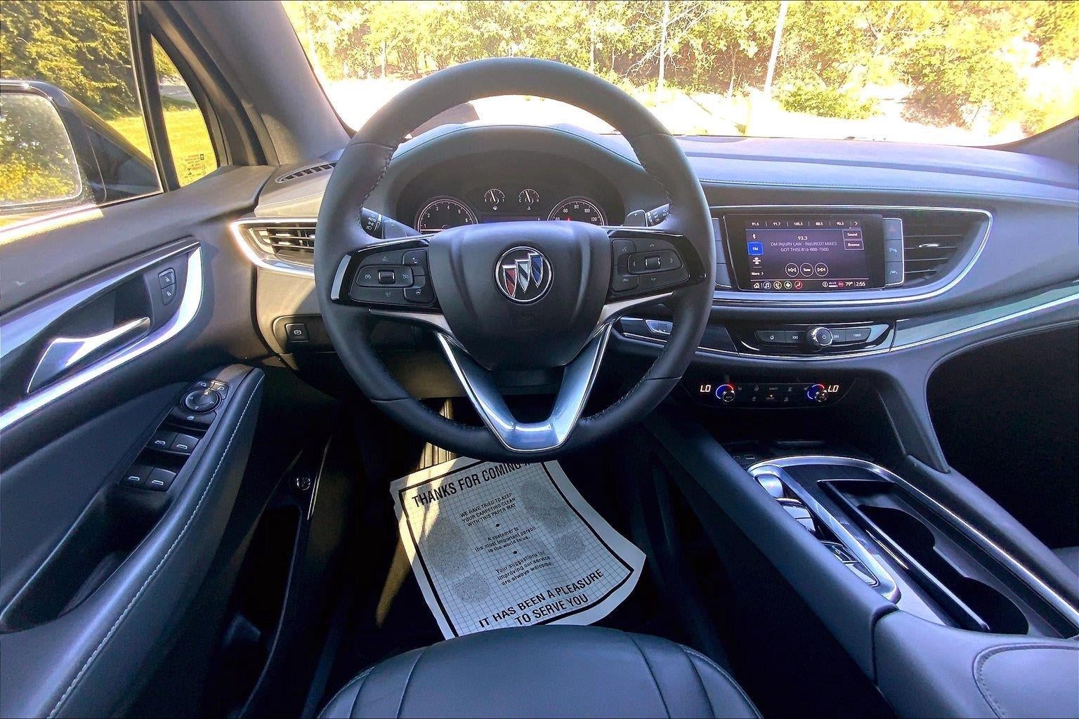 2022 Buick Enclave Essence