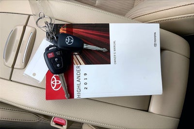2019 Toyota Highlander LE