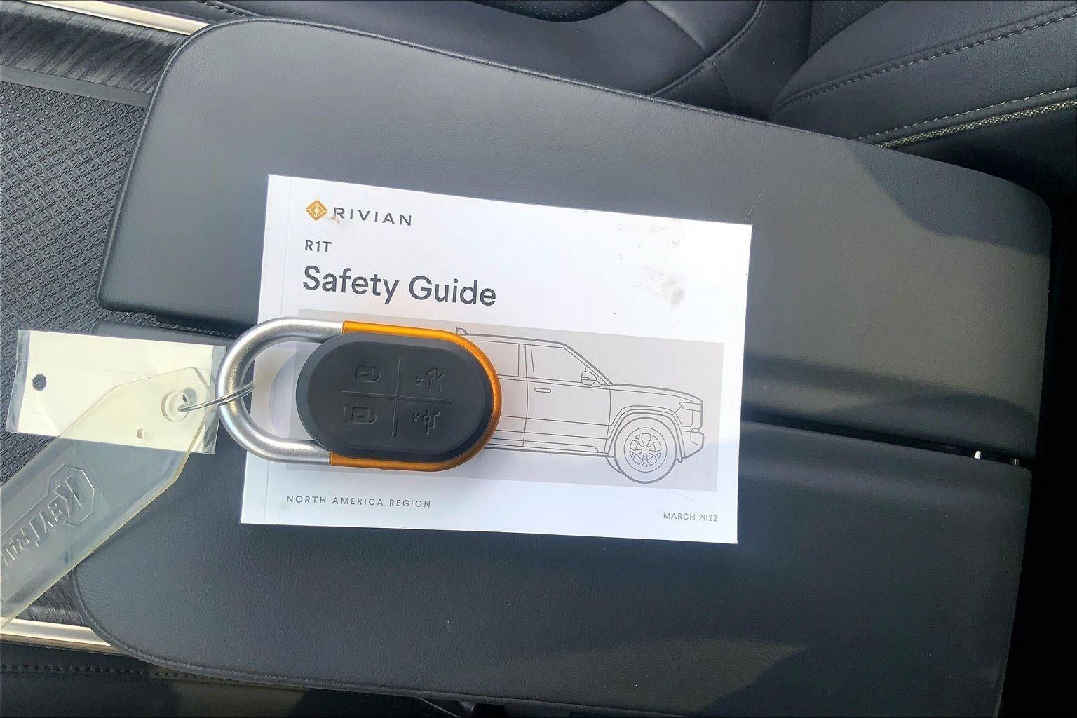 2022 RIVIAN R1T Adventure Package