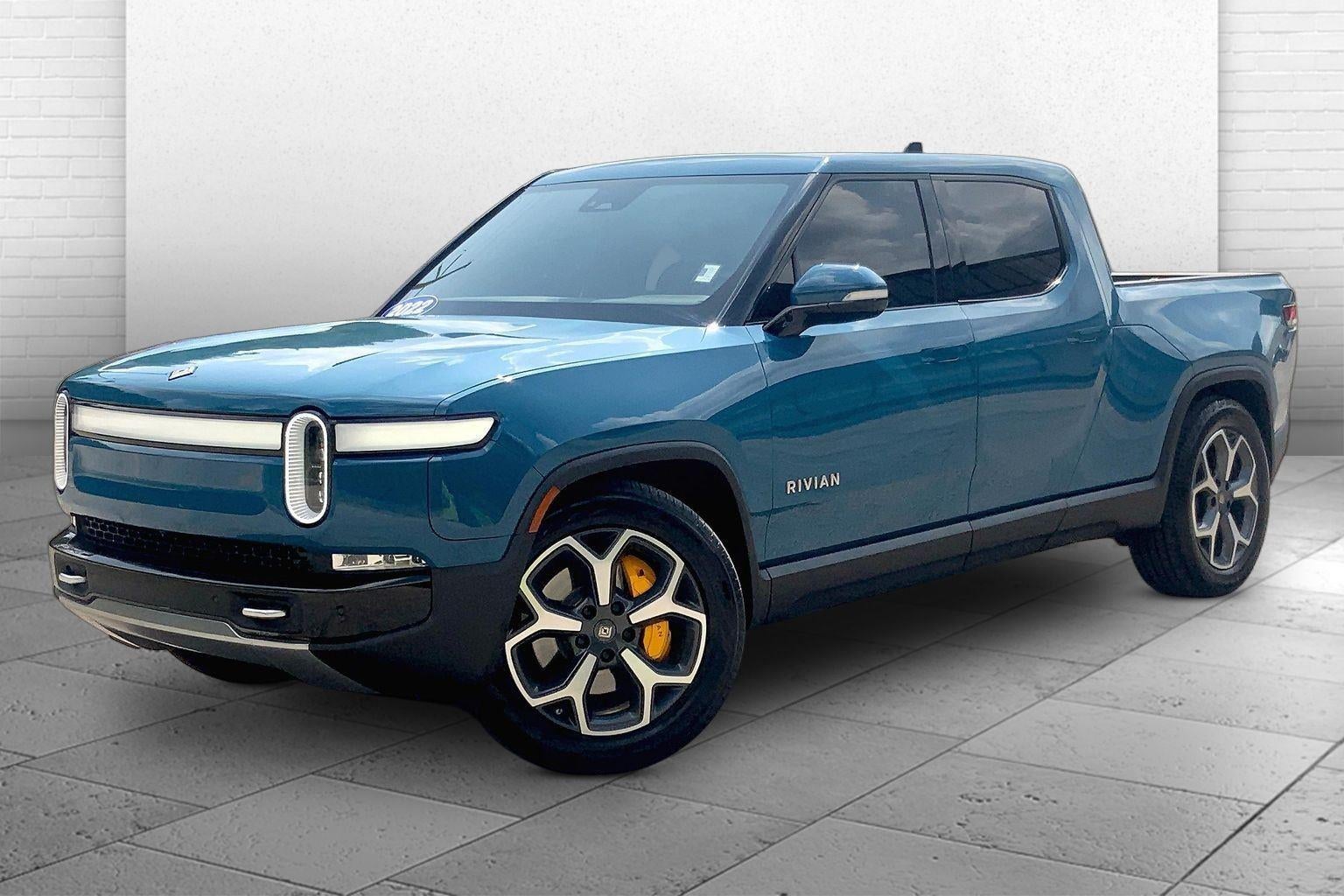 2022 RIVIAN R1T Adventure Package