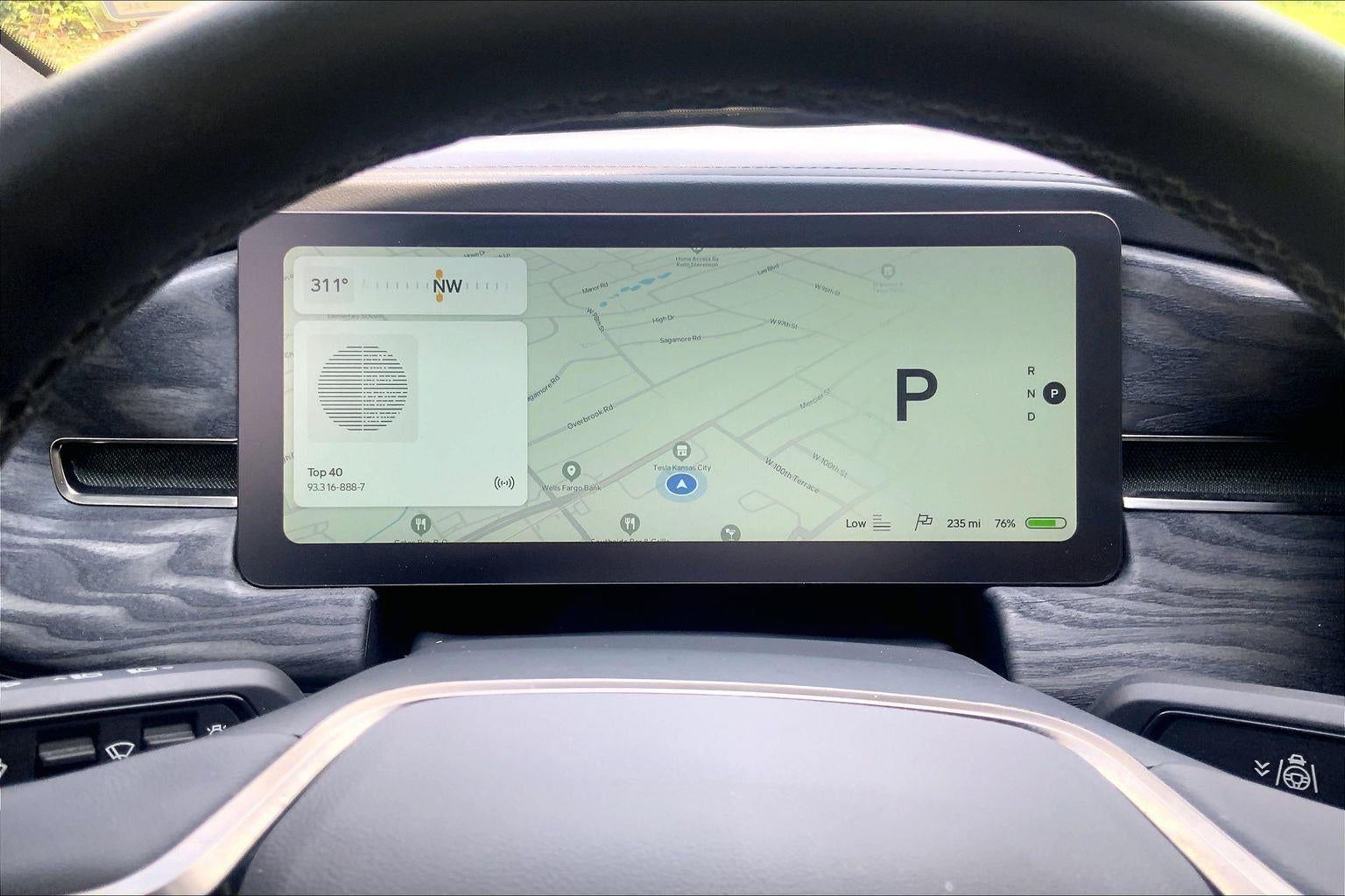 2022 RIVIAN R1T Adventure Package