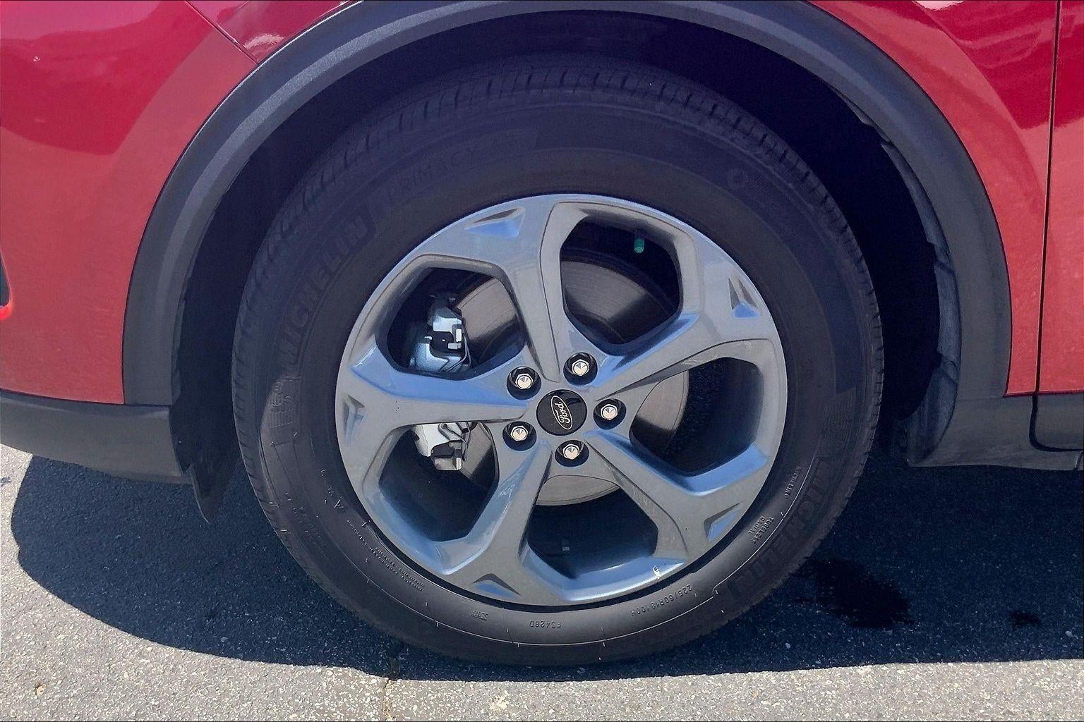 2025 Ford Escape ST-Line
