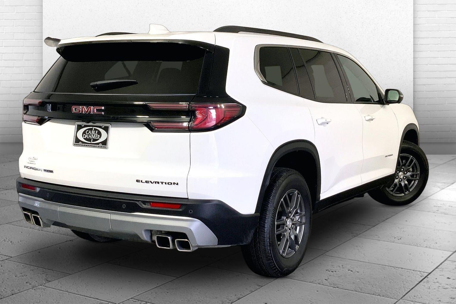 2025 GMC Acadia Elevation