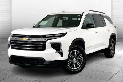 2024 Chevrolet Traverse LT