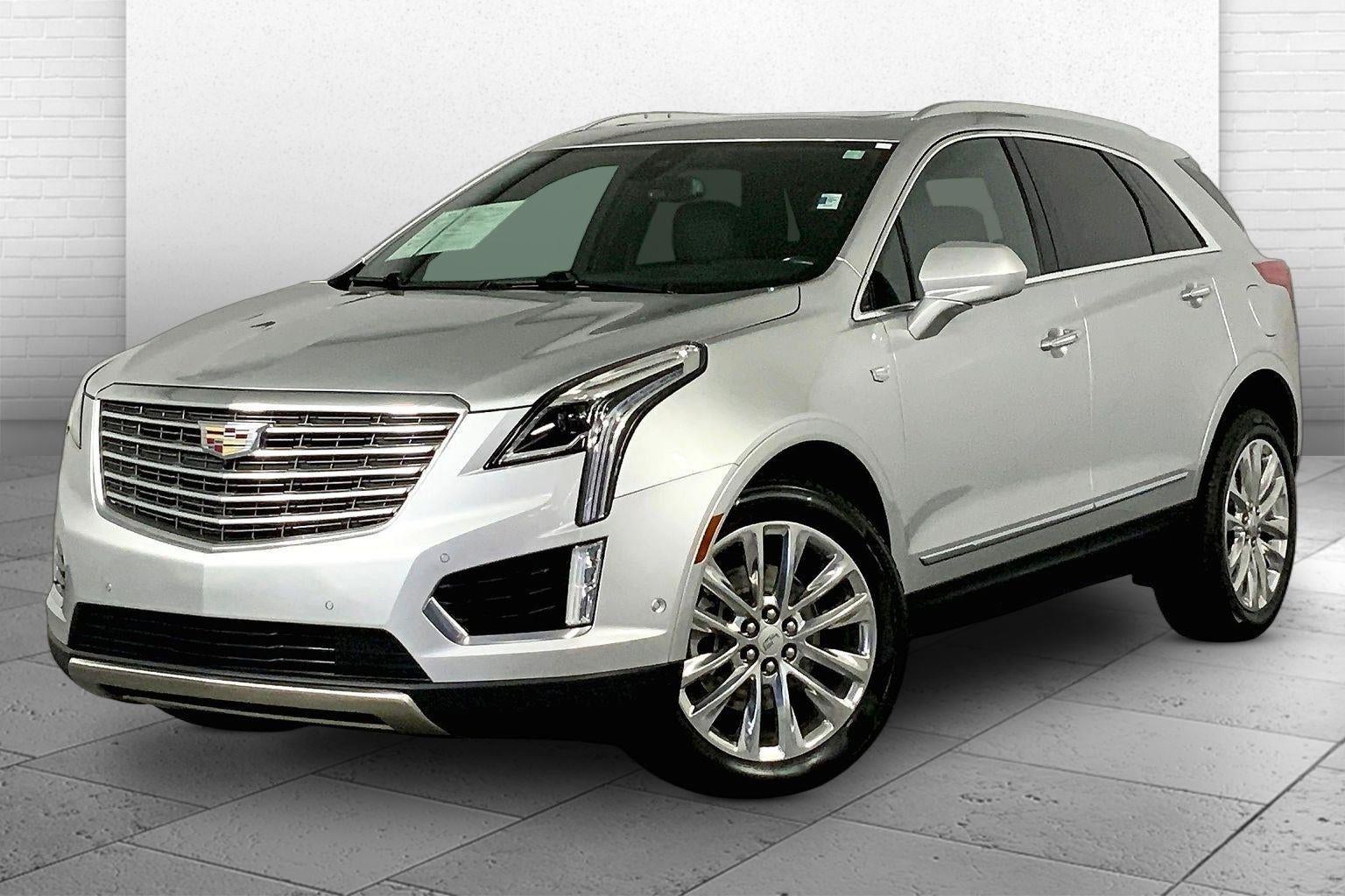 2017 Cadillac XT5 Platinum AWD