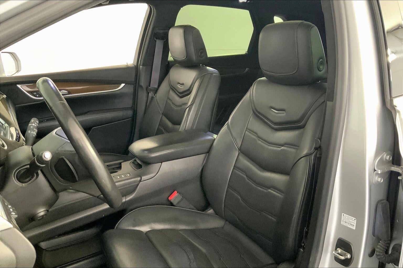 2017 Cadillac XT5 Platinum AWD