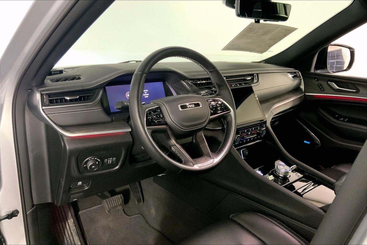 2022 Jeep Grand Cherokee Overland