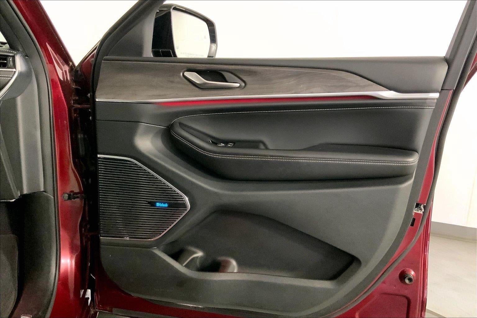 2022 Jeep Grand Cherokee L Overland