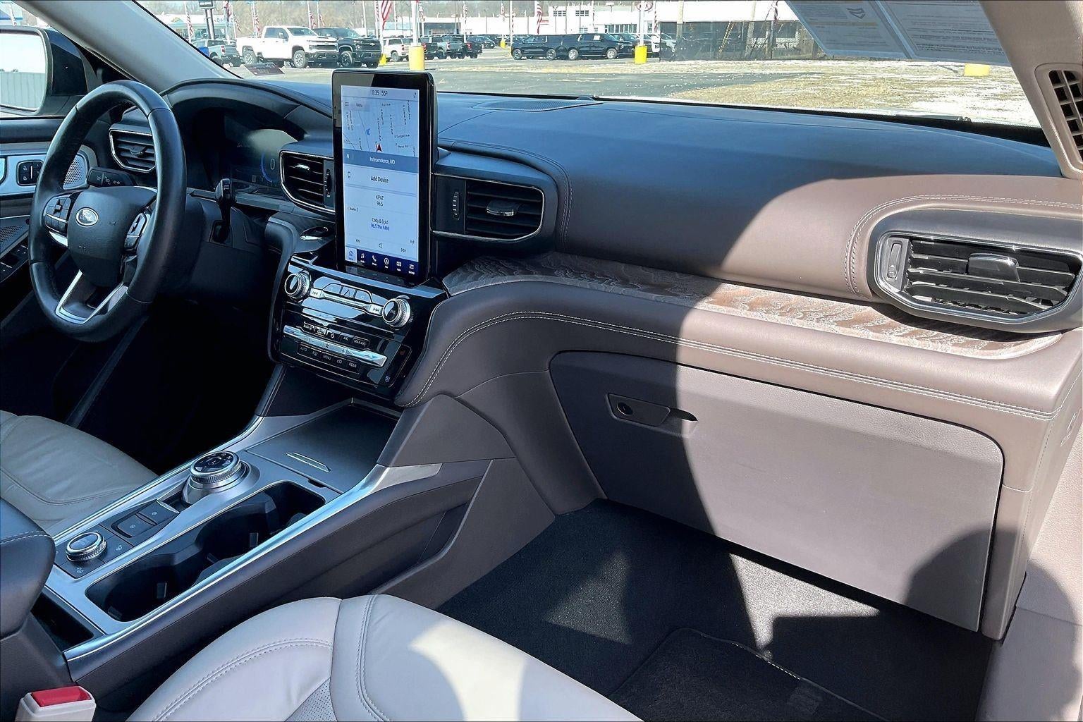 2022 Ford Explorer Platinum