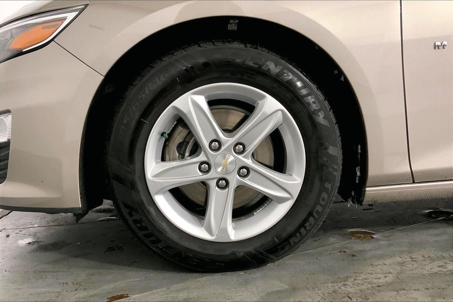 2025 Chevrolet Malibu LS