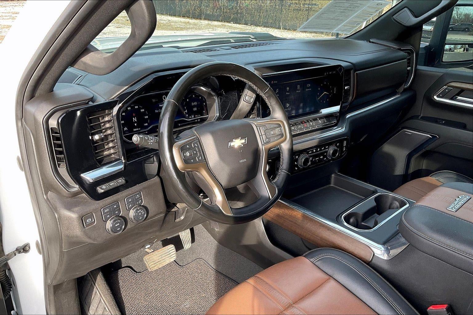 2024 Chevrolet Silverado 3500 HD High Country