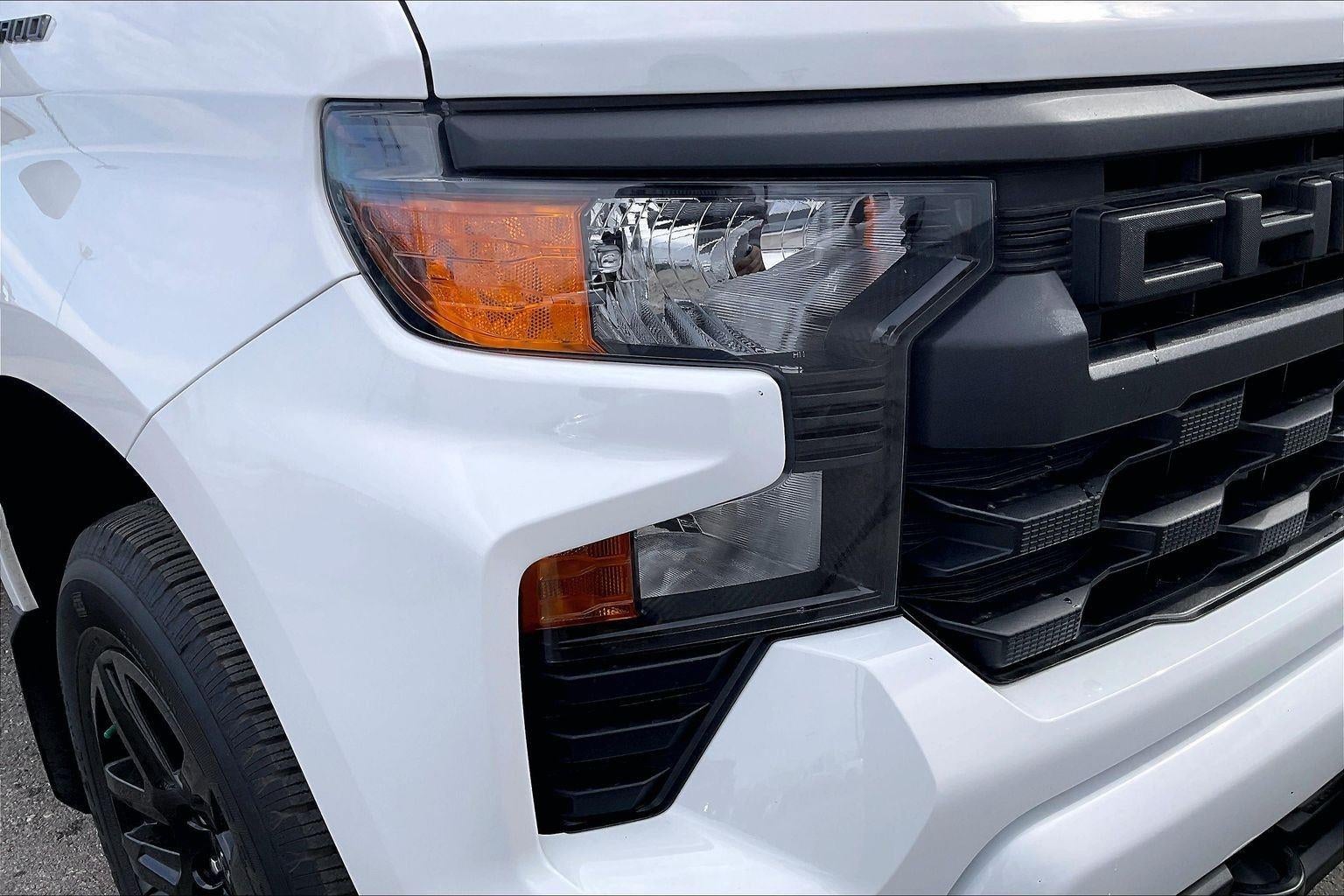 2025 Chevrolet Silverado 1500 Custom