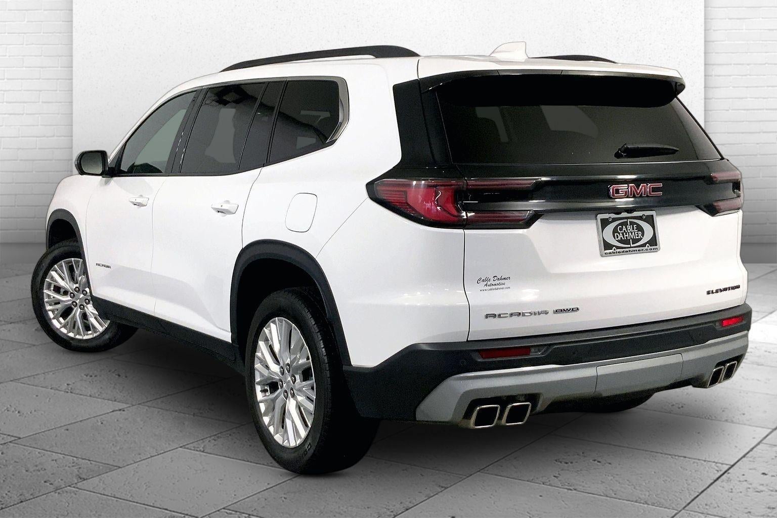 2024 GMC Acadia Elevation