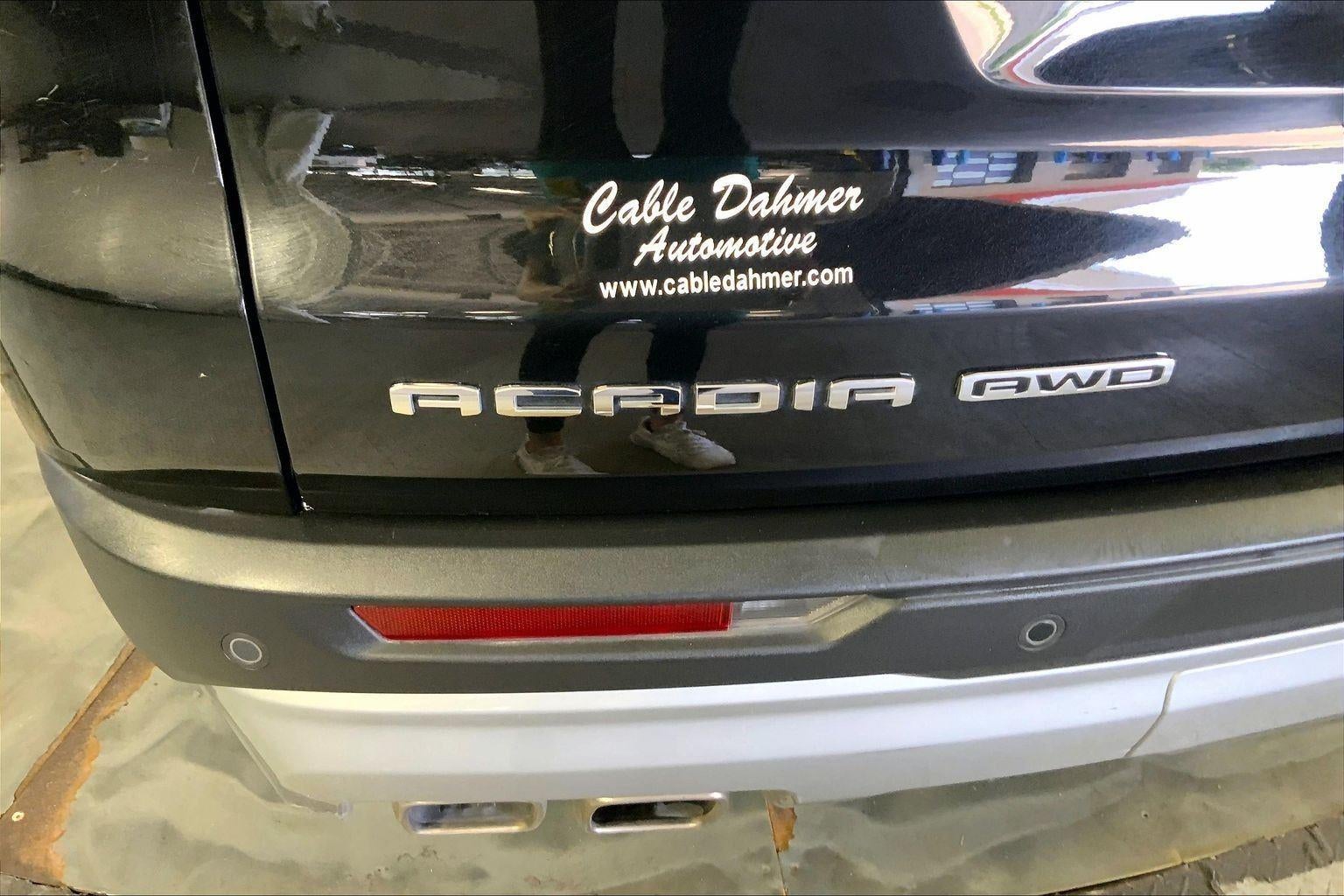2024 GMC Acadia Elevation