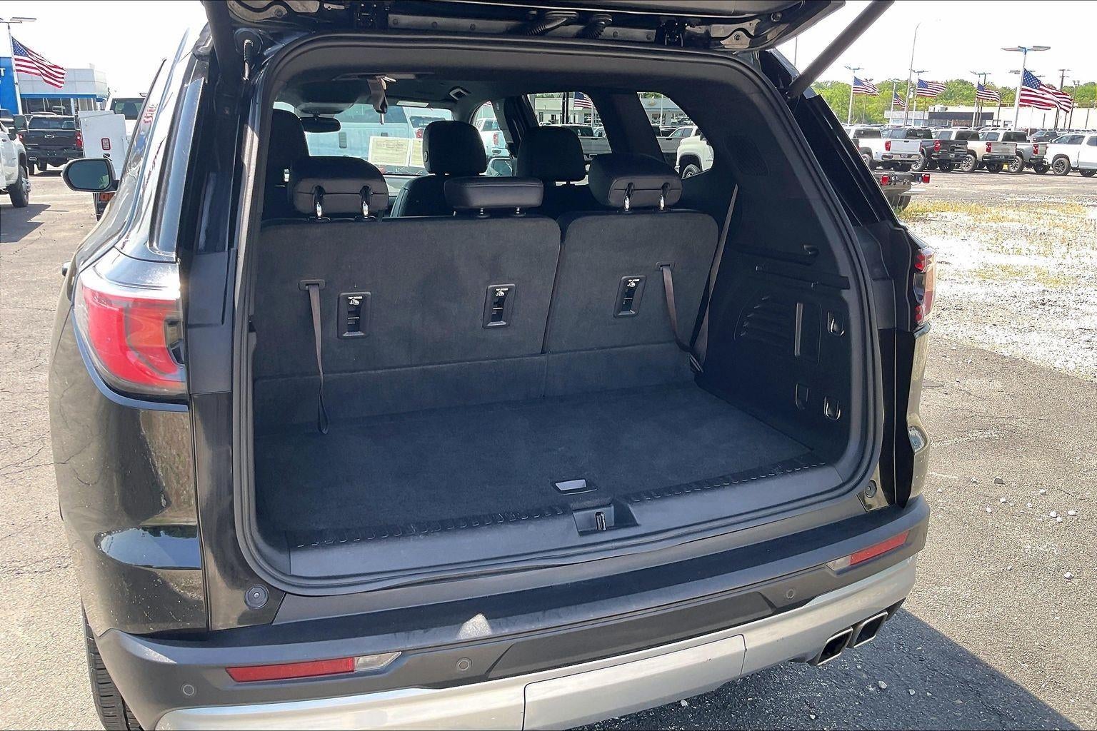 2024 GMC Acadia Elevation