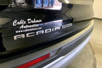 2025 GMC Acadia Elevation