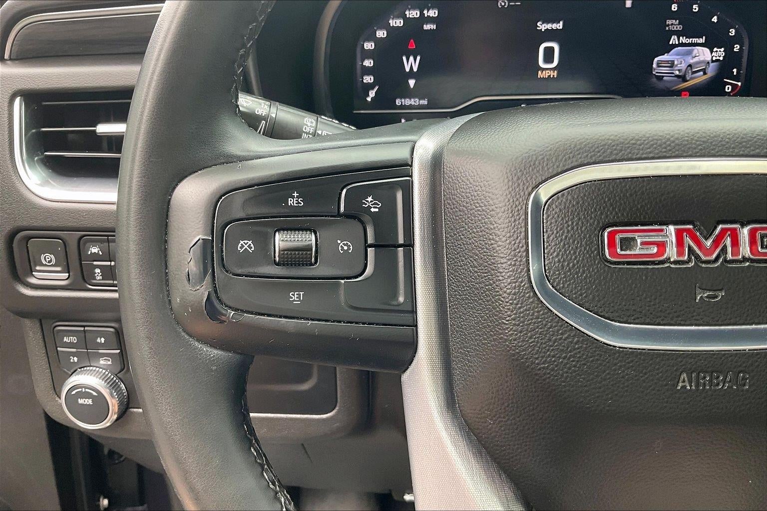 2023 GMC Yukon XL SLT