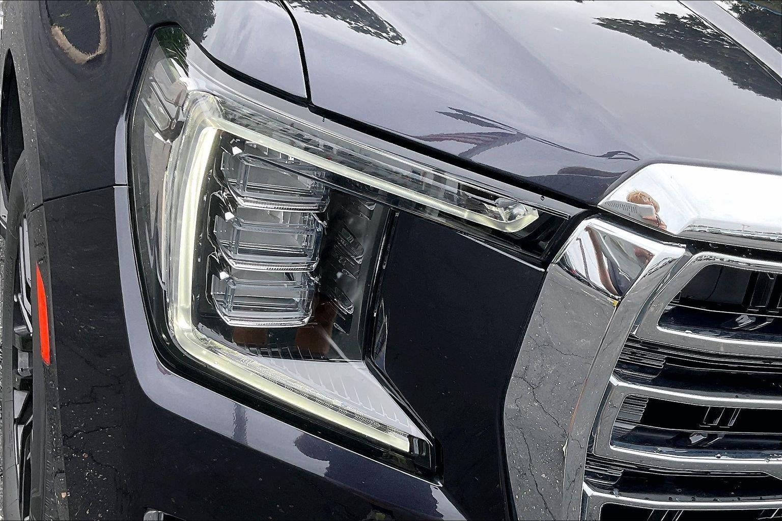 2023 GMC Yukon XL SLT