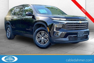 2024 Chevrolet Traverse LT