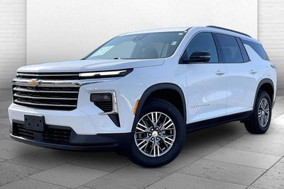2024 Chevrolet Traverse LT