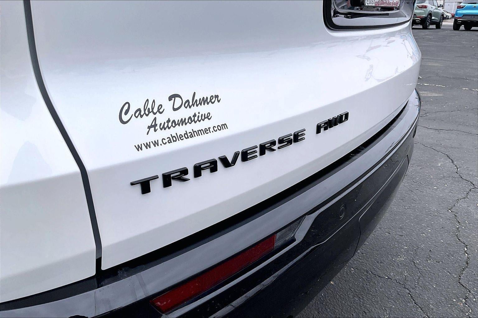 2025 Chevrolet Traverse RS