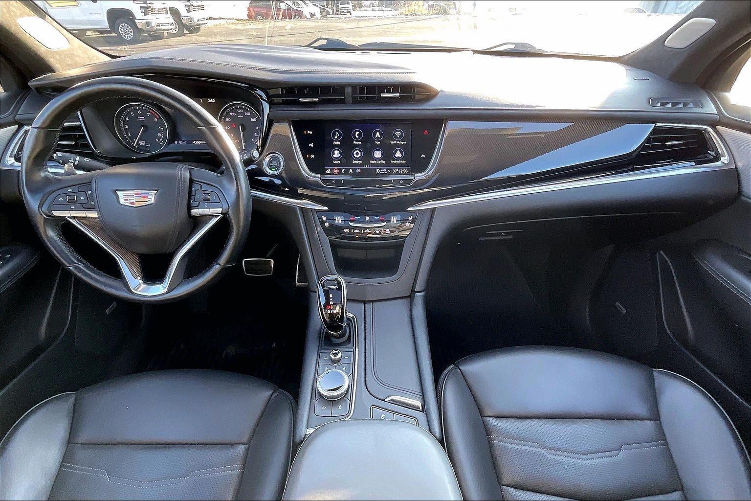 2024 Cadillac XT6 Sport